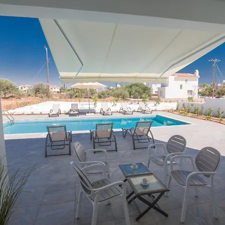 Wunderschoene, Geraeumige Ferienvilla Mit Bbq Casa vacanze